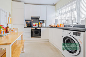 Photo 19- click for photo gallery